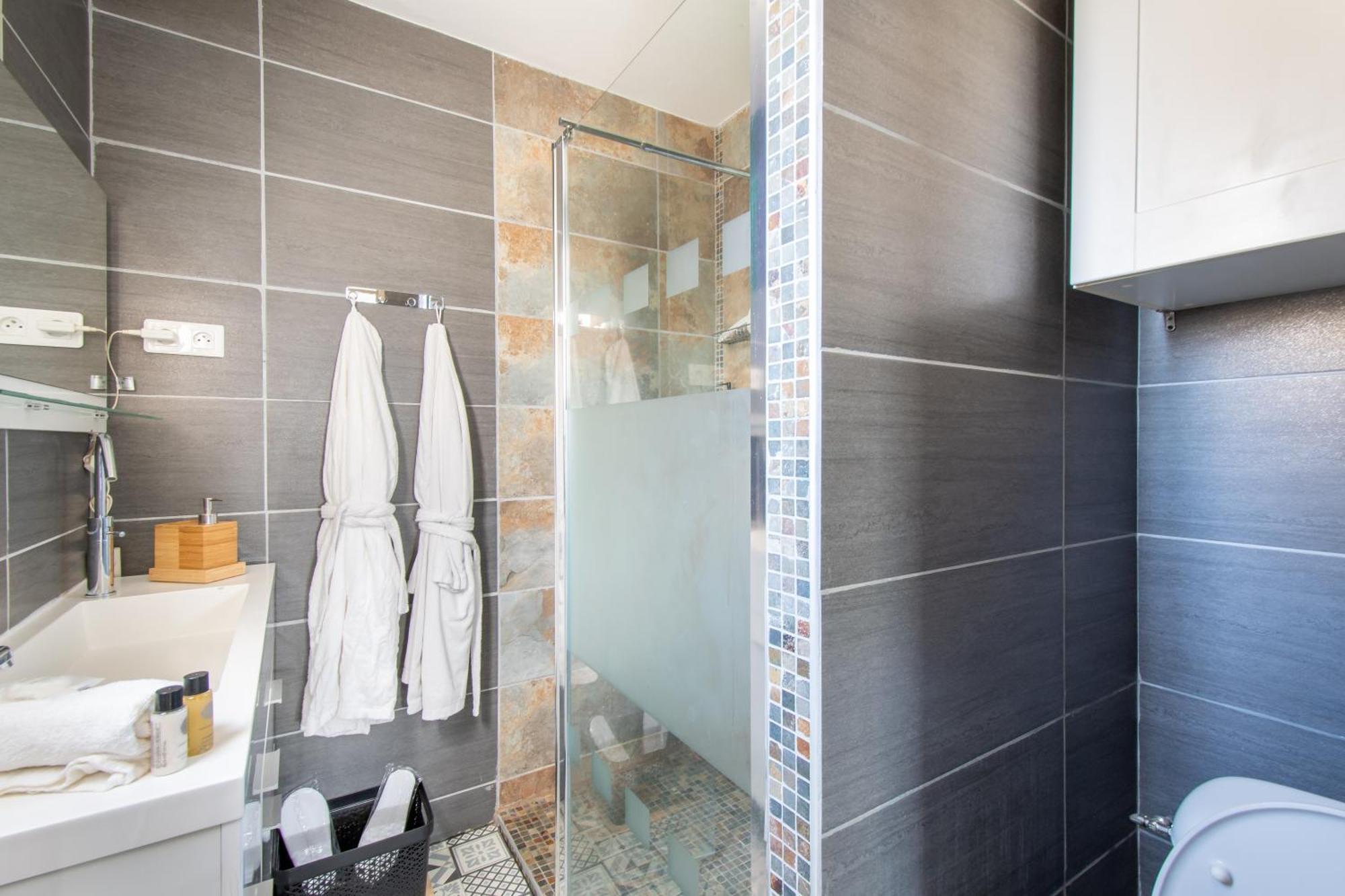 Guesthouse La Costiere - Logements Independants - Espace Piscine Jacuzzi Lunel  Exterior photo